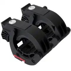 <p data-end="536" data-start="246">Yakima AceO&rsquo;Spades &auml;r ett <strong data-end="346" data-start="272">smart och s&auml;kert f&auml;ste f&ouml;r spade, paddel eller andra l&aring;ngsmala redskap</strong>, perfekt f&ouml;r offroad, jakt, fiske eller expeditioner. Med den unika <strong data-end="442" data-start="415">&rdquo;pop &amp; drop&rdquo;-mekanismen</strong> &ouml;ppnar du enkelt h&aring;llaren och placerar redskapet direkt i &ndash; snabbt, smidigt och utan kr&aring;ngel.</p>

<p data-end="789" data-start="538">F&auml;stet klarar skaft med diameter p&aring; <strong data-end="586" data-start="574">30&ndash;55 mm</strong> och &auml;r kompatibelt med allt fr&aring;n raka spadhandtag till D-grepp och ovala paddelskaft. <strong data-end="690" data-start="673">SKS-l&aring;s ing&aring;r</strong> f&ouml;r &ouml;kad s&auml;kerhet under transport, och h&aring;llaren passar de flesta kraftiga lastbalkar p&aring; marknaden.</p>

<p data-end="820" data-start="796"><br />
<strong data-end="820" data-start="800">Det lilla extra:</strong></p>

<ul>
	<li data-end="870" data-start="824">Unik &ldquo;pop &amp; drop&rdquo;-funktion f&ouml;r snabb &aring;tkomst</li>
	<li data-end="931" data-start="873">Passar redskap med rak axel, D-handtag eller ovalt grepp</li>
	<li data-end="995" data-start="934">Perfekt f&ouml;r spadar, paddlar, yxor eller liknande utrustning</li>
	<li data-end="1034" data-start="998">Klarar skaft med diameter 30&ndash;55 mm</li>
	<li data-end="1091" data-start="1037">Monteras p&aring; kraftiga tv&auml;rstag (HD-bars och liknande)</li>
	<li data-end="1149" data-start="1094">Levereras med SKS-l&aring;s &ndash; s&auml;krar utrustningen mot st&ouml;ld</li>
	<li data-end="1188" data-start="1152">Vinnare av Red Dot Design Award 2018</li>
</ul>
