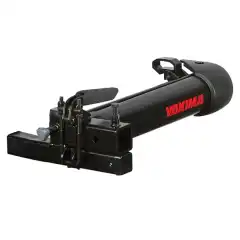 <h1>En mycket användarvänlig svängbar stativ som låses ordentligt medan du är på väg.</h1>
<p>Den fungerar sömlöst med de flesta 2-tums cykelställ, som HoldUp EVO - liksom nästan alla andra ställ som använder en 2-tums mottagare. Tillåter dig att svänga det fullastade stället ur vägen för enkel åtkomst till utrustning, kylväska... eller otåliga Modolf som ser fram emot resan mycket!</p>
<br>
<br>
<style>
	.bruksanvisning-button {
		background-color: rgb(0,111,202);
		color: white;
		border: none;
		cursor: pointer;
		padding-top: 5px;
		padding-left: 8px;
		padding-right: 8px;
		padding-bottom: 5px;
		border-radius: 10px;
	}
</style>
<br>
<br>
<a href="https://assets.yakima.com/product/instructions/8002483/1?_ga=2.51960618.261572582.1683200426-331561202.1683200426" target="_blank" rel="noopener"><button class="bruksanvisning-button">Bruksanvisning</button></a>