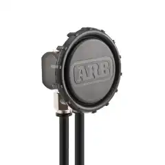 <p data-end="563" data-start="287"><strong data-end="320" data-start="287">ARB Differential Breather Kit</strong> &auml;r utvecklat f&ouml;r att ers&auml;tta fordonets fabriksmonterade andningsventiler och ger ett p&aring;litligt, h&ouml;gfl&ouml;dande system som skyddar viktiga drivlinekomponenter &ndash; s&aring;som differentialer, v&auml;xell&aring;da och f&ouml;rdelningsl&aring;da &ndash; vid terr&auml;ngk&ouml;rning och vadning.</p>

<p data-end="1081" data-start="565"><strong data-end="581" data-start="565">Varf&ouml;r byta?</strong><br />
Du vill absolut inte ha vatten i dina differentialer. D&auml;rf&ouml;r flyttas luftningen fr&aring;n axlarna upp under motorhuven, s&aring; att du vet exakt hur h&ouml;gt du kan vada innan risk f&ouml;r vattenintr&auml;ngning uppst&aring;r. Originalventiler &auml;r ofta fj&auml;derbelastade och sitter l&aring;gt monterade direkt p&aring; axeln. Problemet? Om differentialen &auml;r varm och du k&ouml;r rakt ut i kallt vatten kan tryckskillnaden dra in fukt. Dessutom blir dessa ventiler l&auml;tt tr&ouml;ga av oljerester och v&auml;gdamm &ndash; vilket kan leda till att de inte sluter t&auml;tt.</p>

<p data-end="1101" data-start="1083"><strong data-end="1101" data-start="1083">ARB:s l&ouml;sning:</strong></p>

<ul>
	<li data-end="1177" data-start="1104"><strong data-end="1151" data-start="1104">H&ouml;gfl&ouml;dessystem utan mottryck eller vakuum:</strong> F&ouml;r effektiv ventilation.</li>
	<li data-end="1270" data-start="1180"><strong data-end="1219" data-start="1180">Skyddar mot vatten, fukt och smuts:</strong> Genom att flytta luftningspunkten upp under huven.</li>
	<li data-end="1416" data-start="1273"><strong data-end="1312" data-start="1273">Komplett kit f&ouml;r minst tv&aring; enheter:</strong> Inkluderar slangar, kopplingar och central f&ouml;rdelningsmanifold. Kan enkelt byggas ut till fyra punkter.</li>
	<li data-end="1496" data-start="1419"><strong data-end="1452" data-start="1419">Enkel montering och &ouml;versikt:</strong> Alla andningar samlas i en och samma punkt.</li>
</ul>
<br />
<p data-end="1606" data-start="1498">Med ARB Differential Breather Kit har du full kontroll &ndash; och slipper oroa dig f&ouml;r vad som h&auml;nder under ytan.</p>

<p><br />
 </p>

<p></p>
