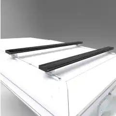 <p><strong>Takr&auml;cke 1250 mm (kort):</strong><br />
Detta r&auml;cke monteras ovanp&aring; Alu-Cab Expedition 3 takt&auml;lt eller Explorer/Adventure 3-k&aring;pan. Perfekt f&ouml;r att f&auml;sta kajak, cyklar eller annan utrustning p&aring; takt&auml;ltets/k&aring;pans ovansida.<br />
<br />
<strong>Takr&auml;cke 1450 mm (l&aring;ng):</strong><br />
Den l&auml;ngre versionen &auml;r avsedd att monteras mellan hardtopen och Alu-Cab Expedition 3 takt&auml;lt. L&auml;ngden &auml;r anpassad efter takt&auml;ltets bredd. Observera att detta r&auml;cke kommer att sticka ut utanf&ouml;r kn&auml;cken om det monteras ovanp&aring; t&auml;ltet.</p>
<br />
<strong>Takr&auml;cket s&auml;ljs i set om 2 st.<br />
Fotst&ouml;d m&aring;ste k&ouml;pas separat</strong>