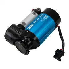 <p data-end="281" data-start="232"><strong data-end="281" data-start="232">N&auml;sta generation kompressorer f&ouml;r 4x4-&auml;ventyr</strong></p>

<p data-end="547" data-start="283">Upplev framtidens luftkompressorer med <strong data-end="350" data-start="322">ARB Brushless Compressor</strong> &ndash; s&auml;rskilt utvecklad f&ouml;r seri&ouml;sa offroad-entusiaster. Med en <strong data-end="442" data-start="412">banbrytande borstl&ouml;s motor</strong> levererar denna kompressor upp till <strong data-end="503" data-start="479">50 % h&ouml;gre luftfl&ouml;de</strong> &auml;n ARB:s tidigare marknadsledande modeller.</p>

<p data-end="805" data-start="549">Oavsett om du justerar d&auml;cktryck efter terr&auml;ngen, bl&aring;ser upp campingutrustning eller beh&ouml;ver ett drifts&auml;kert luftsystem ombord &ndash; den borstl&ouml;sa ARB-kompressorn ger dig <strong data-end="739" data-start="716">snabbare p&aring;fyllning</strong>, <strong data-end="758" data-start="741">l&auml;gre slitage</strong> och <strong data-end="781" data-start="763">smartare drift</strong> &auml;n n&aring;gonsin tidigare.</p>
